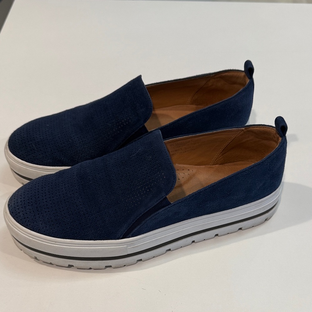 Halogen Navy Suede Espadrilles